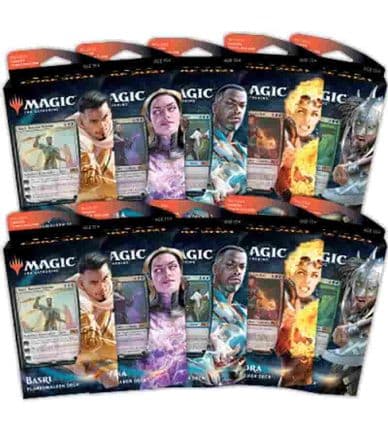 Core Set 2021 Planeswalker Deck Display